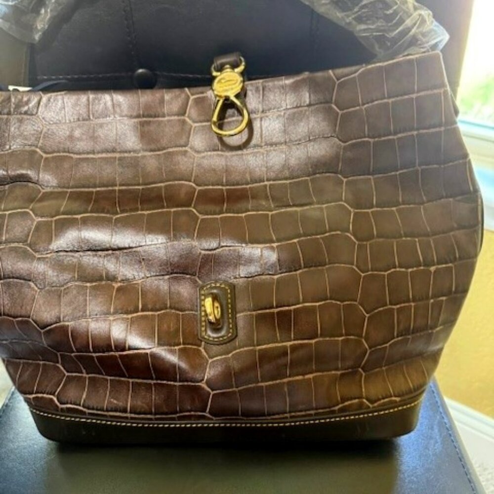 NWT Dooney & Bourke Croco Embossed Leather Hobo Bag